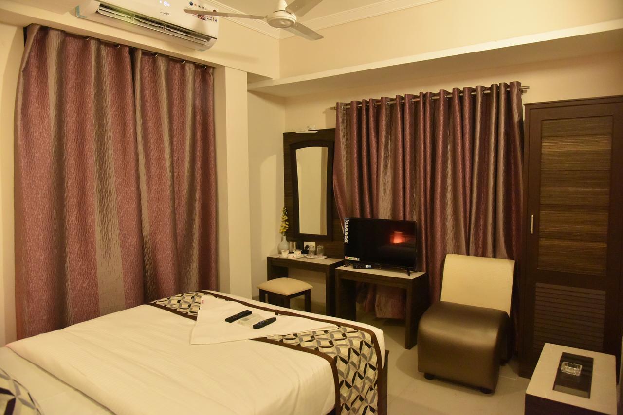 Hotel White Park Chennai Exterior photo
